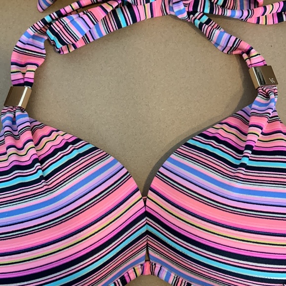 Hottie halter VS swim top - Picture 4 of 4